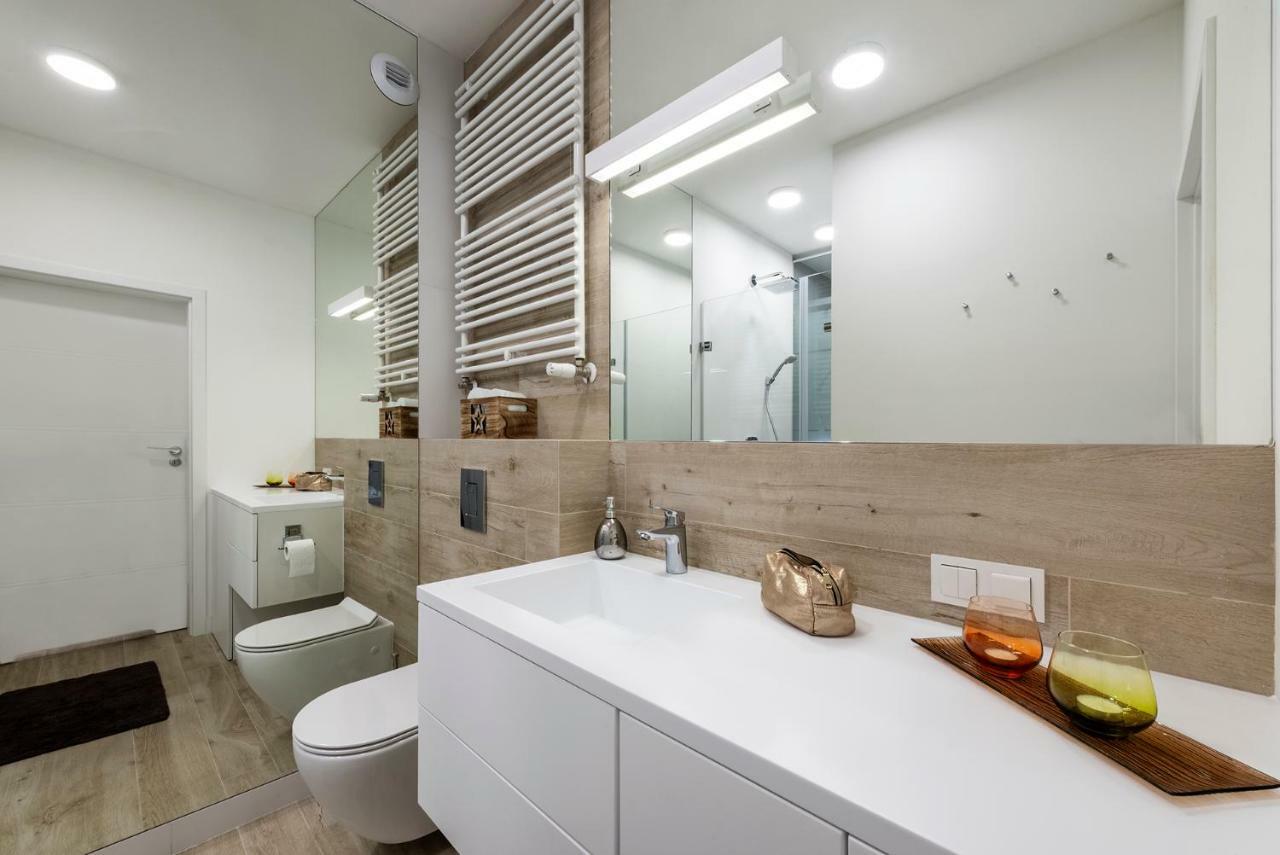 Apartament Luxury Miedzyborska 8B Варшава Экстерьер фото